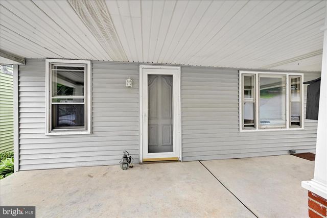 627 N GARFIELD AVE, Schuylkill Haven, PA 17972