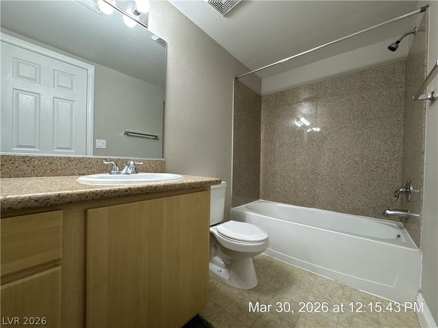 8000 West Badura Avenue 2052, Las Vegas, NV 89113