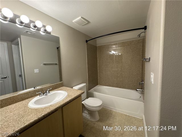 8000 West Badura Avenue 2052, Las Vegas, NV 89113