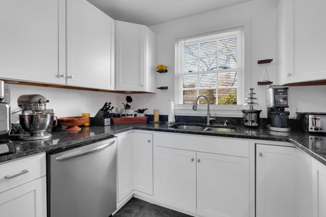 324 Druid Ln, Tullahoma, TN 37388