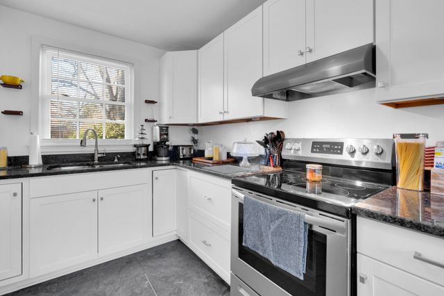 324 Druid Ln, Tullahoma, TN 37388