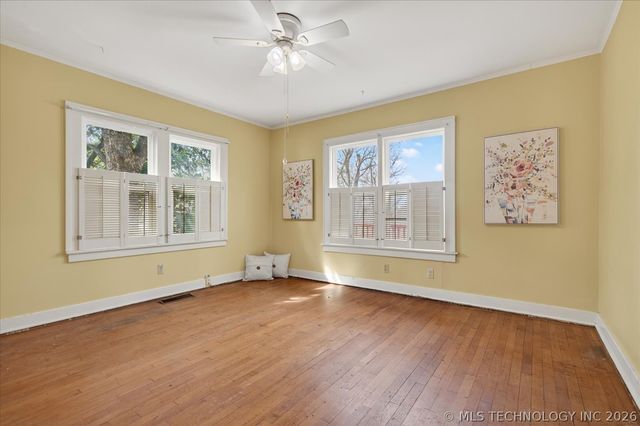 2005 S Johnstone Avenue, Bartlesville, OK 74003