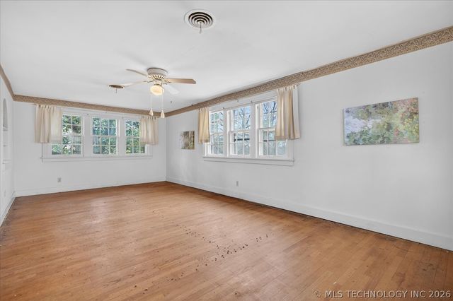 2005 S Johnstone Avenue, Bartlesville, OK 74003