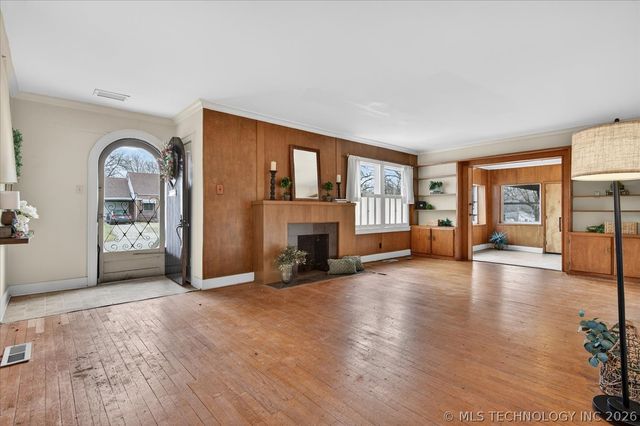 2005 S Johnstone Avenue, Bartlesville, OK 74003