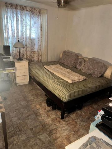4415 Round Table Court, Boynton Beach, FL 33436