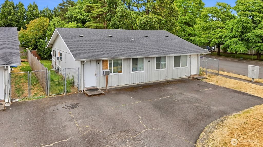 2807 Caples Avenue, Vancouver, WA 98661