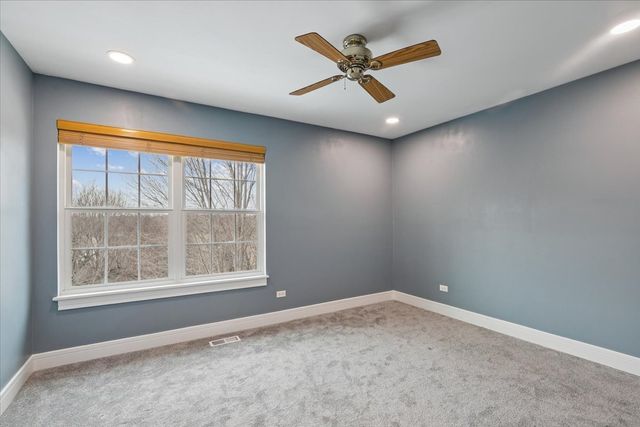 731 Saddlewood Drive, Wauconda, IL 60084