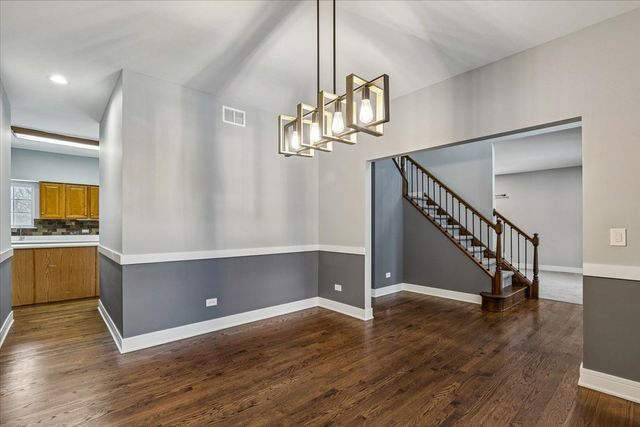 731 Saddlewood Drive, Wauconda, IL 60084