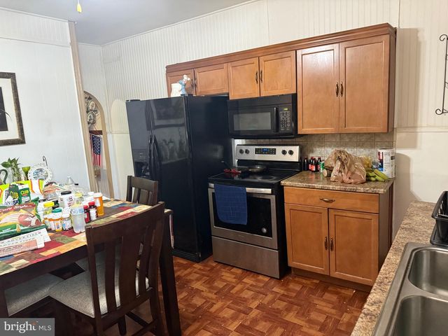 130 LEHMAN ST, Lebanon, PA 17046