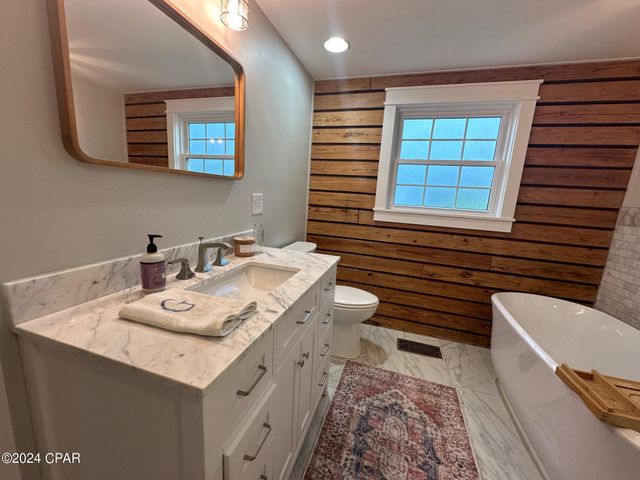 4158 Thompson Road, Marianna, FL 32448