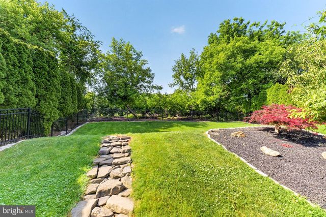 6840 SCENIC VIEW DR, Macungie, PA 18062