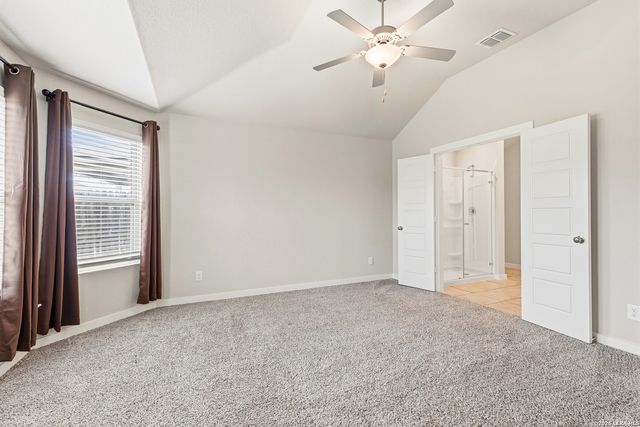 7207 LITTLEFOOT LN, San Antonio, TX 78253