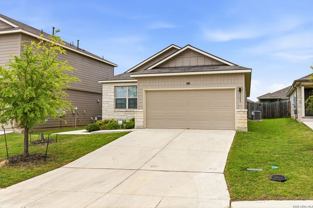 7207 LITTLEFOOT LN, San Antonio, TX 78253