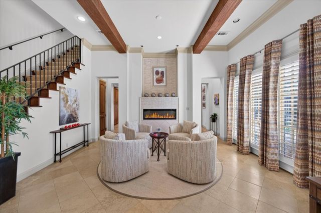3700 Crestline Road, Fort Worth, TX 76107