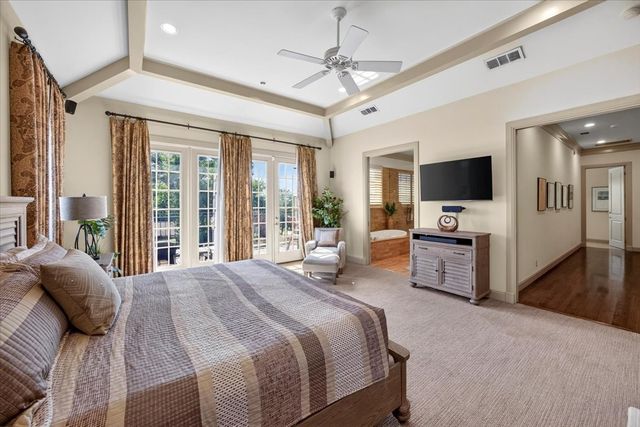 3700 Crestline Road, Fort Worth, TX 76107