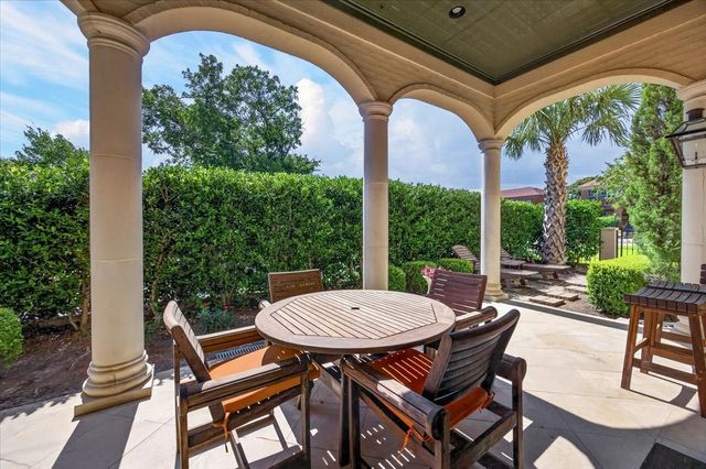 3700 Crestline Road, Fort Worth, TX 76107