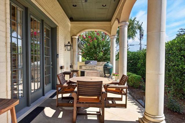 3700 Crestline Road, Fort Worth, TX 76107