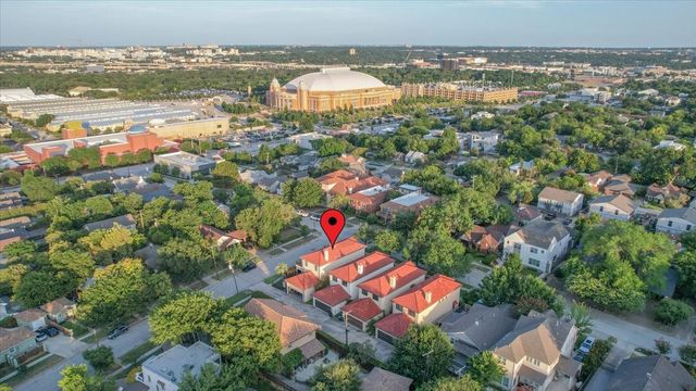 3700 Crestline Road, Fort Worth, TX 76107