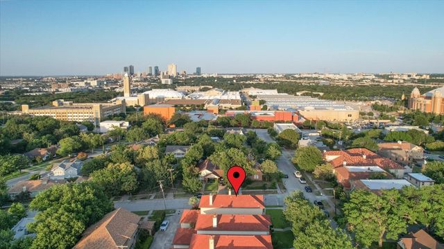 3700 Crestline Road, Fort Worth, TX 76107
