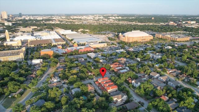 3700 Crestline Road, Fort Worth, TX 76107