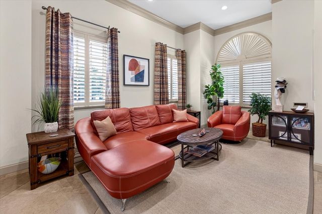 3700 Crestline Road, Fort Worth, TX 76107