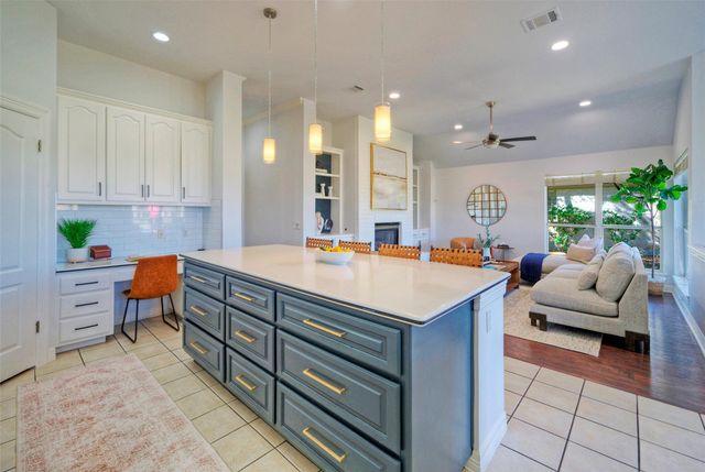 10833 Olympia Fields LOOP, Austin, TX 78747