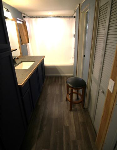 592 Burr Road, Madisonville, TX 77864