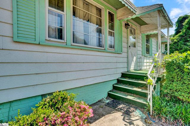 8 New Street, Greenville, SC 29611