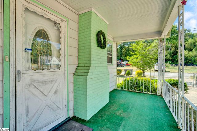 8 New Street, Greenville, SC 29611