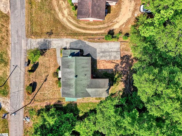 8 New Street, Greenville, SC 29611