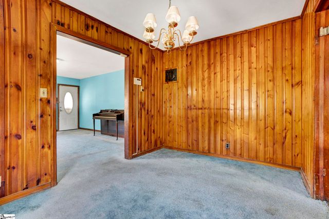 8 New Street, Greenville, SC 29611