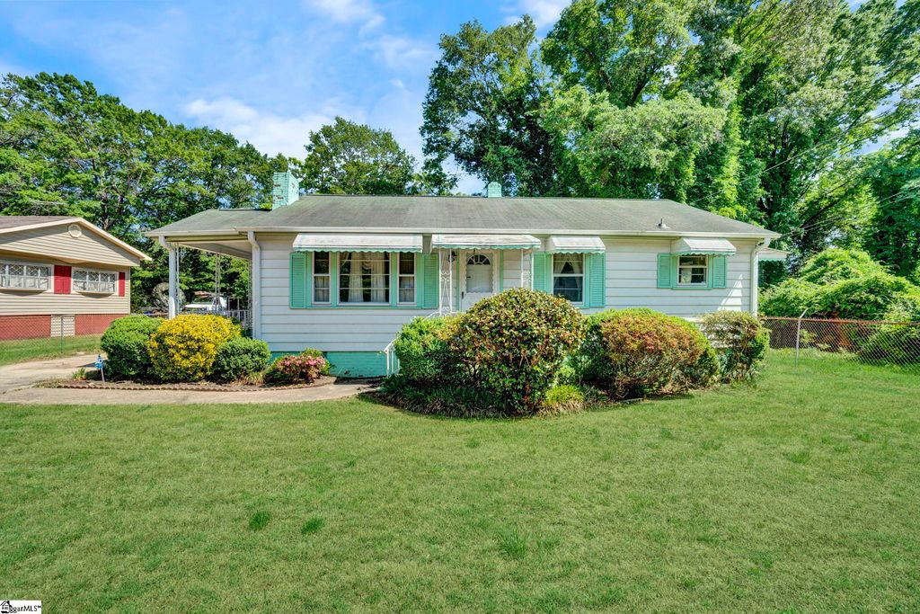 8 New Street, Greenville, SC 29611
