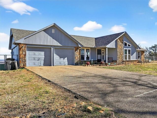 312 End Of Road Street, Poteau, OK 74953