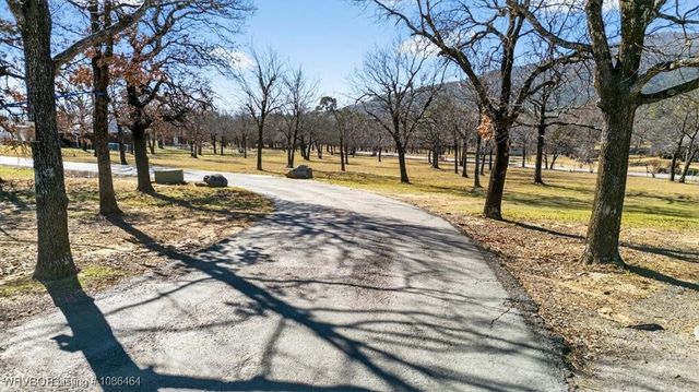 312 End Of Road Street, Poteau, OK 74953