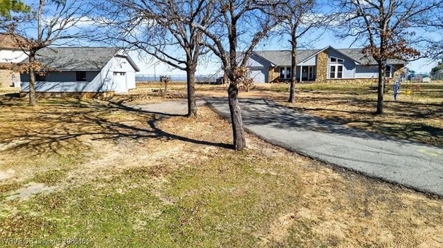 312 End Of Road Street, Poteau, OK 74953