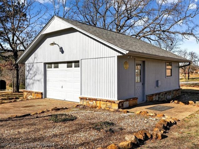 312 End Of Road Street, Poteau, OK 74953