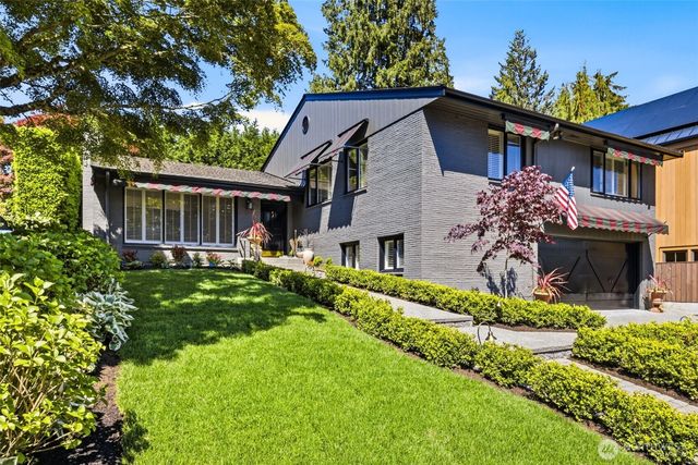 1637 Broadmoor Drive E, Seattle, WA 98112