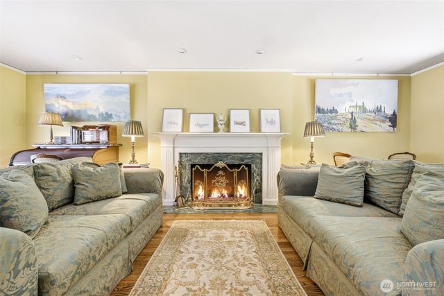 1637 Broadmoor Drive E, Seattle, WA 98112