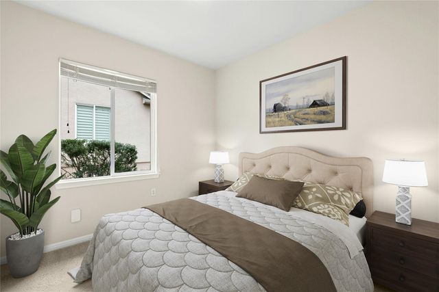 402 Colorado River RD, Georgetown, TX 78633
