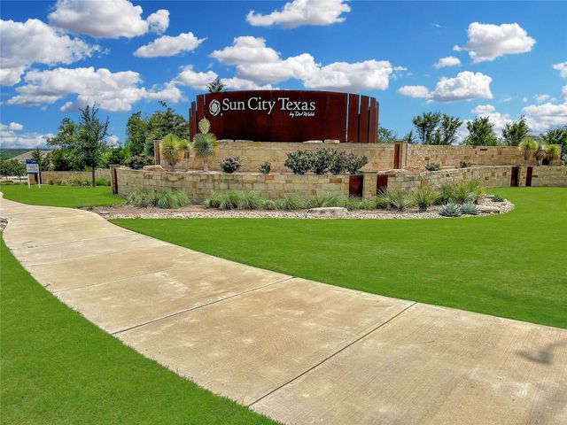 402 Colorado River RD, Georgetown, TX 78633
