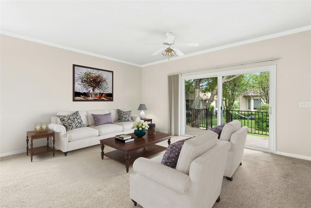 402 Colorado River RD, Georgetown, TX 78633