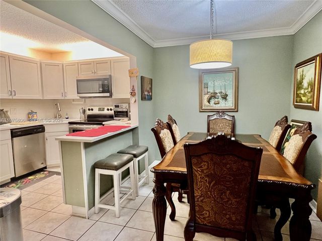 434 Pine Glen Lane A1, Greenacres, FL 33463