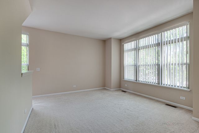 726 Summit Lane, Vernon Hills, IL 60061