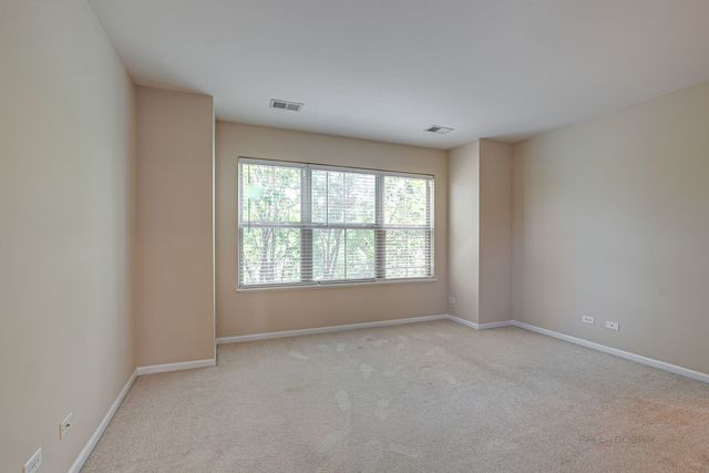 726 Summit Lane, Vernon Hills, IL 60061
