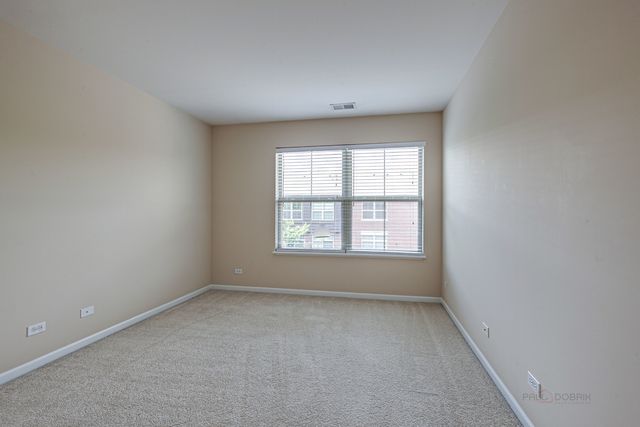726 Summit Lane, Vernon Hills, IL 60061