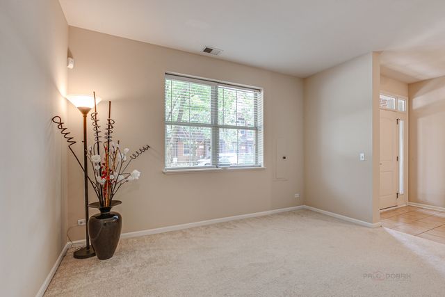 726 Summit Lane, Vernon Hills, IL 60061