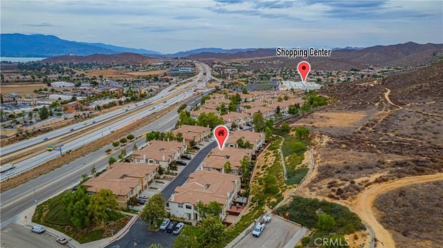 15636 Vista Way 104, Lake Elsinore, CA 92532