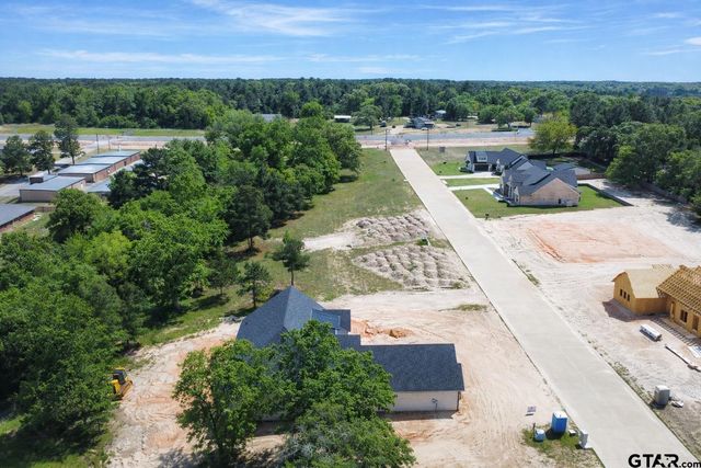 16950 Sawyer Way, Lindale, TX 75771