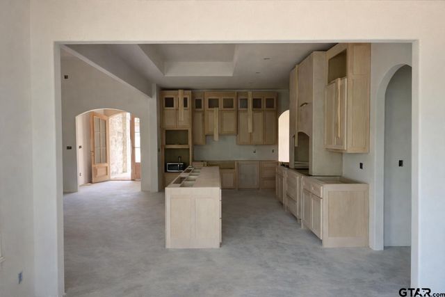 16950 Sawyer Way, Lindale, TX 75771