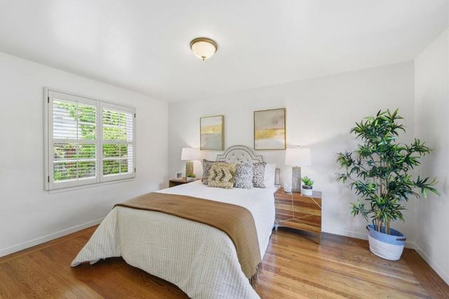 1665 Middlefield Road, Palo Alto, CA 94301